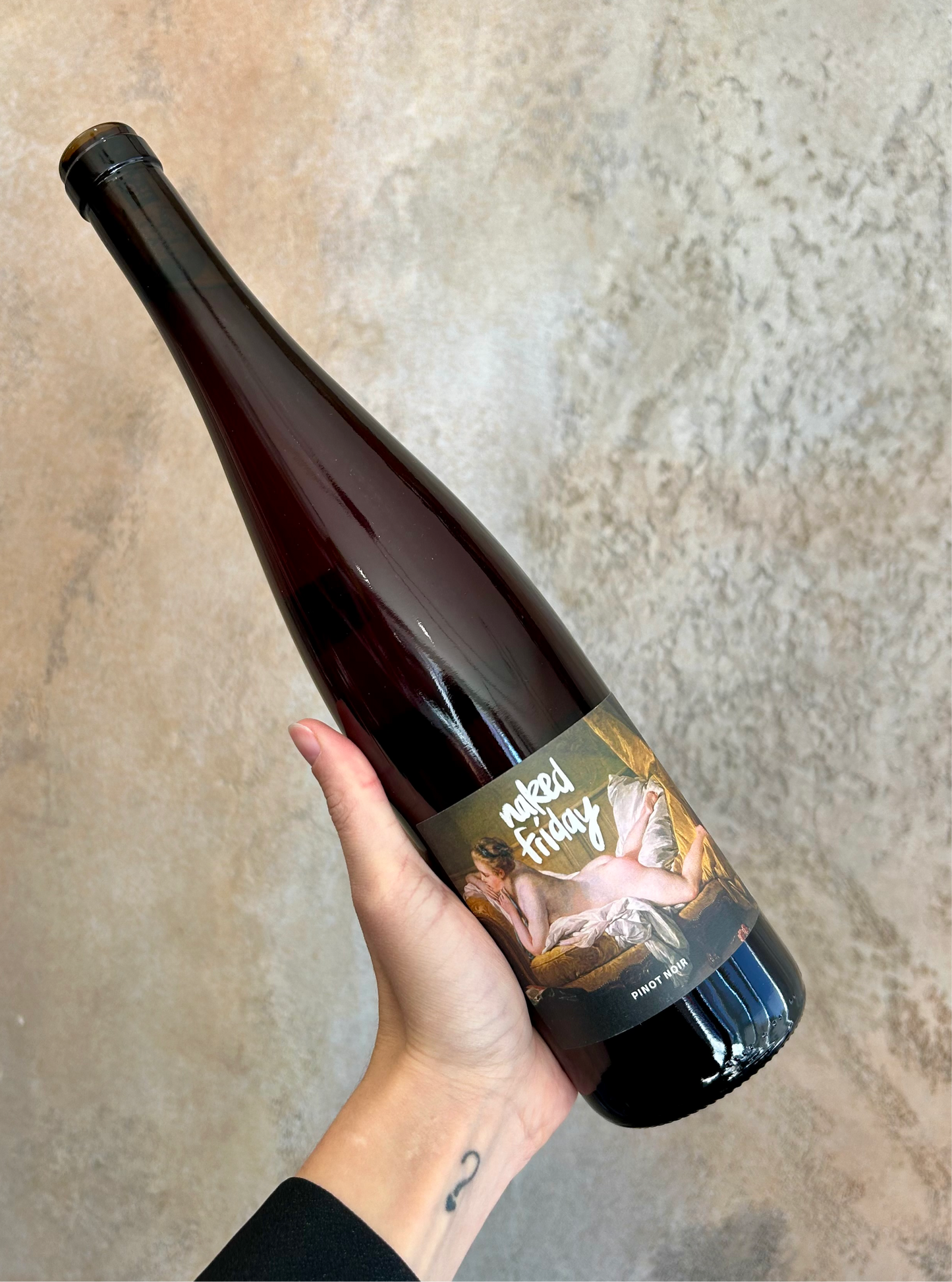 NAKED FRIDAY PINOT NOIR '21